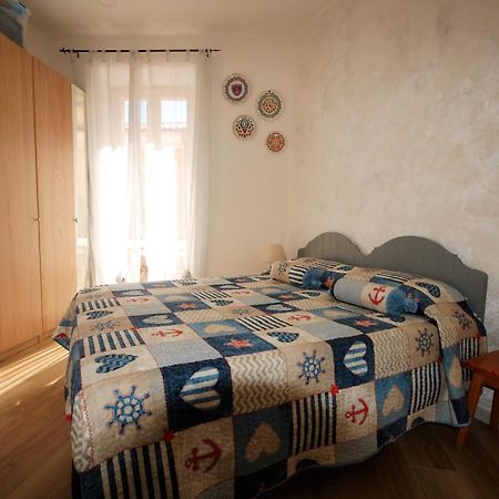 Appartamento Azzurra La Maddalena  Exteriör bild