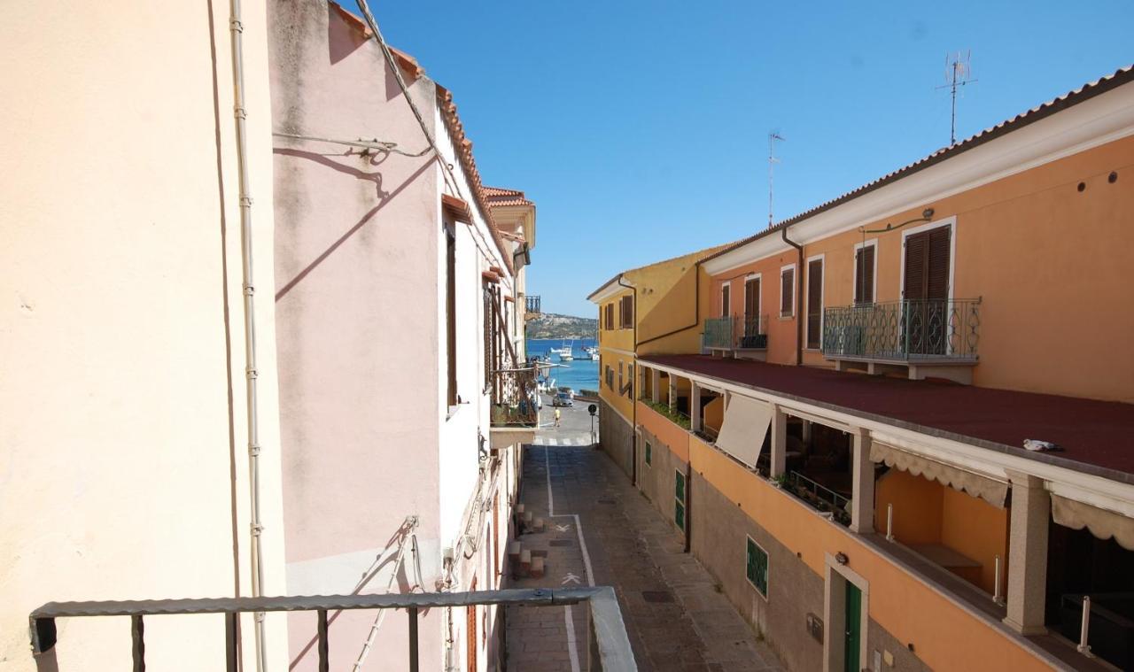 Appartamento Azzurra La Maddalena  Exteriör bild