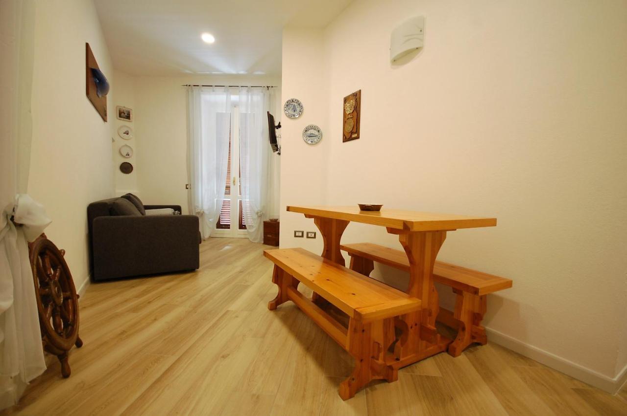 Appartamento Azzurra La Maddalena  Exteriör bild