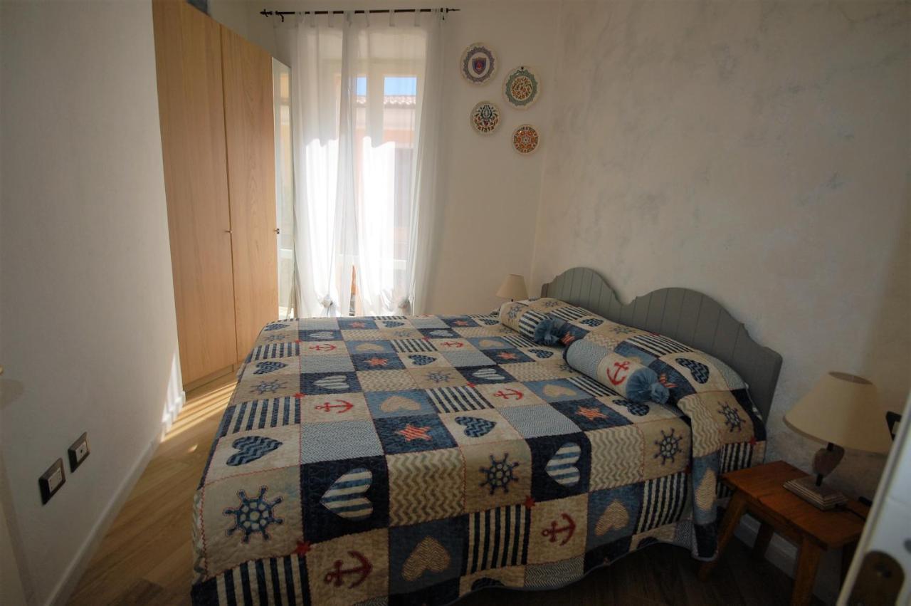 Appartamento Azzurra La Maddalena  Exteriör bild
