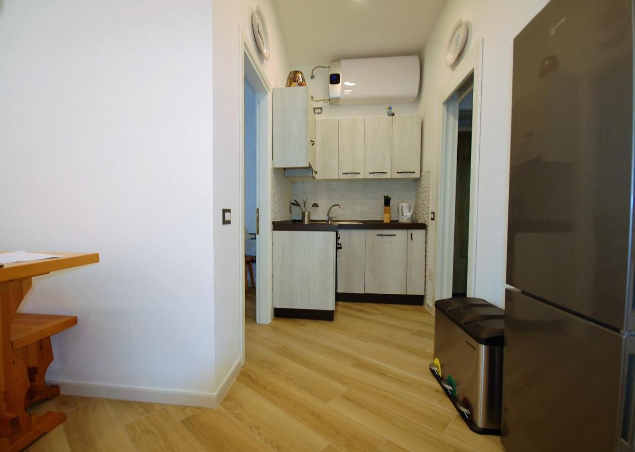 Appartamento Azzurra La Maddalena  Exteriör bild