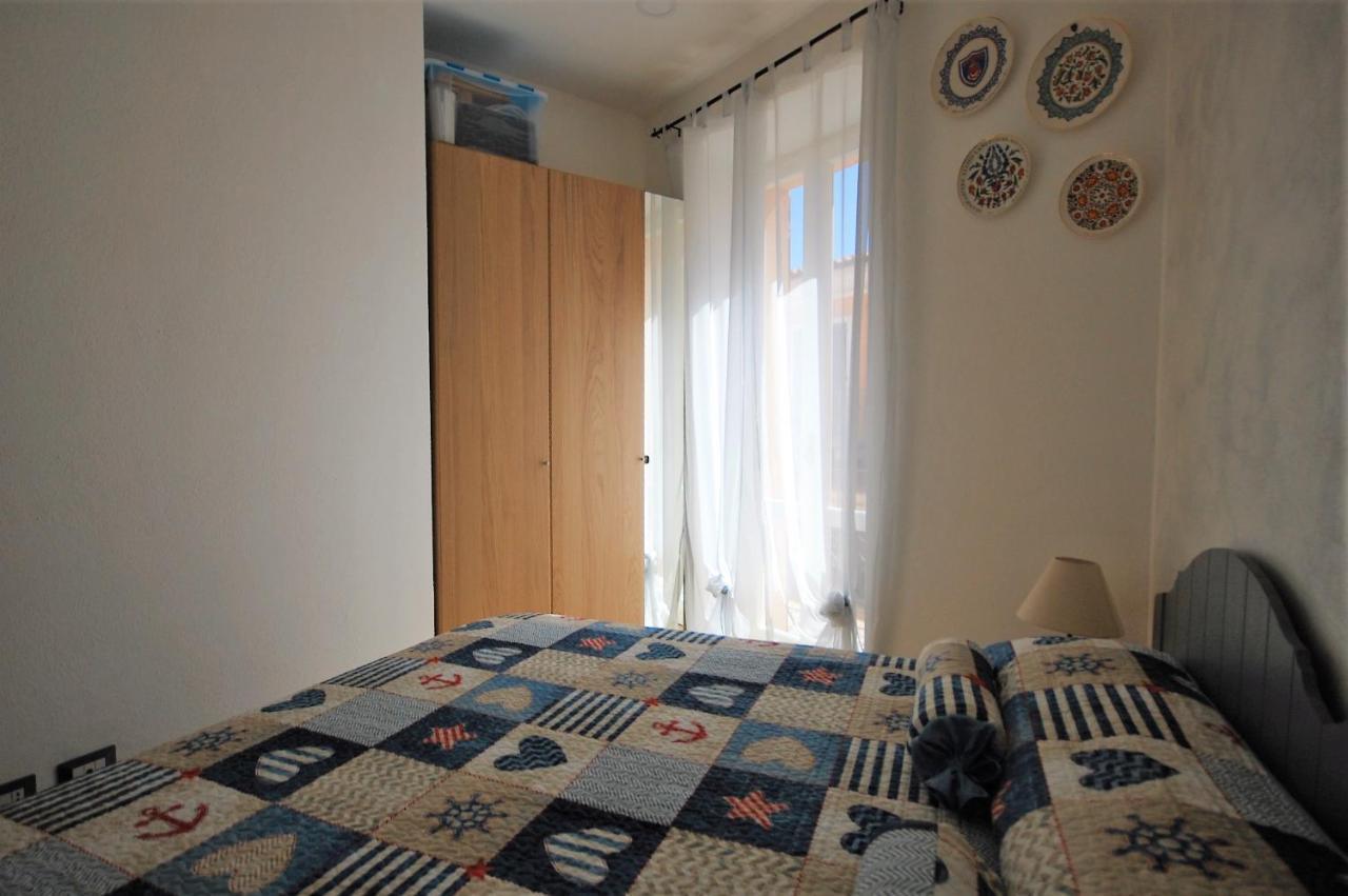 Appartamento Azzurra La Maddalena  Exteriör bild